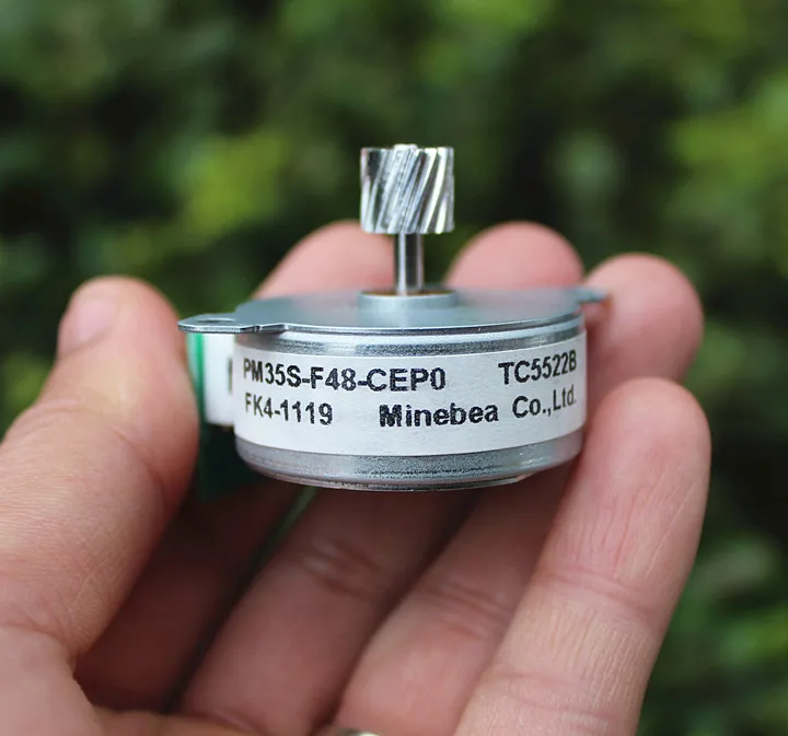 Minebea NMB PM35S F48 CEP0 35 мм микро круглый шаговый двигатель 2 фазный 4 проводной 7 5 °/шага