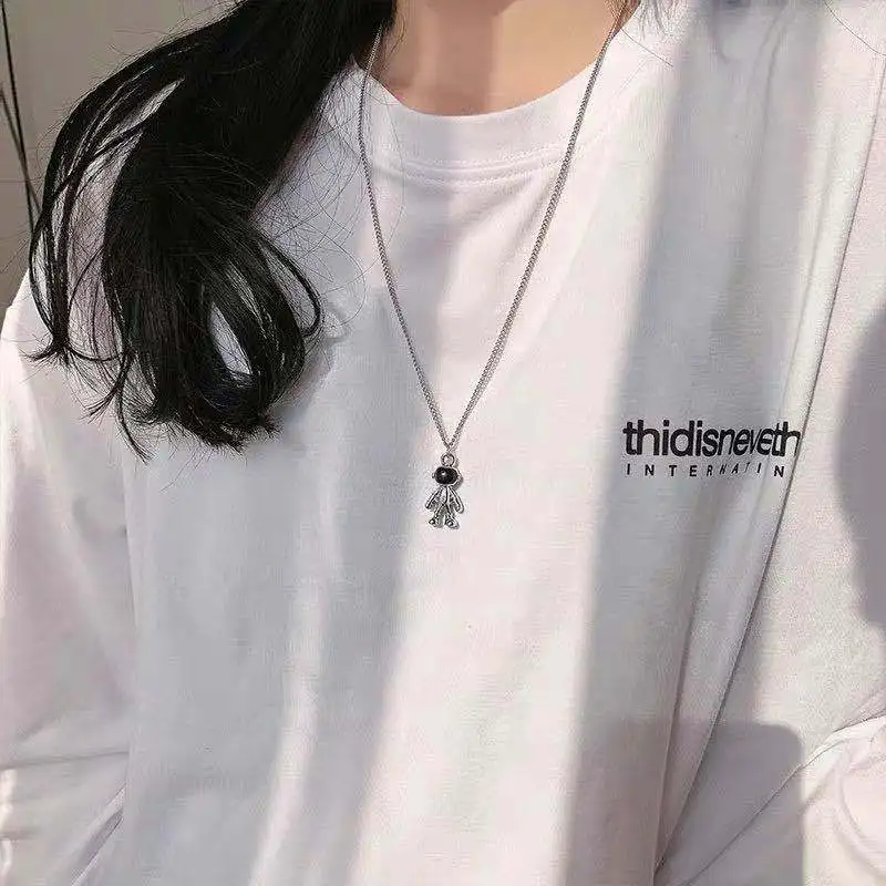 

Fashion Astronaut Necklace Sweater Chain Personality Street Shooting Robot Pendant Necklace Women