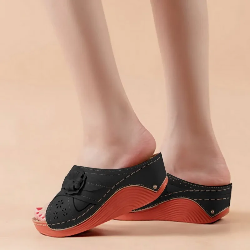 

2021 Summer Women Slippers Flower Anti-slip Sandals Comfortable Sandals For Women Slope Heel Shoes Summer Beach Outdoor Shoes