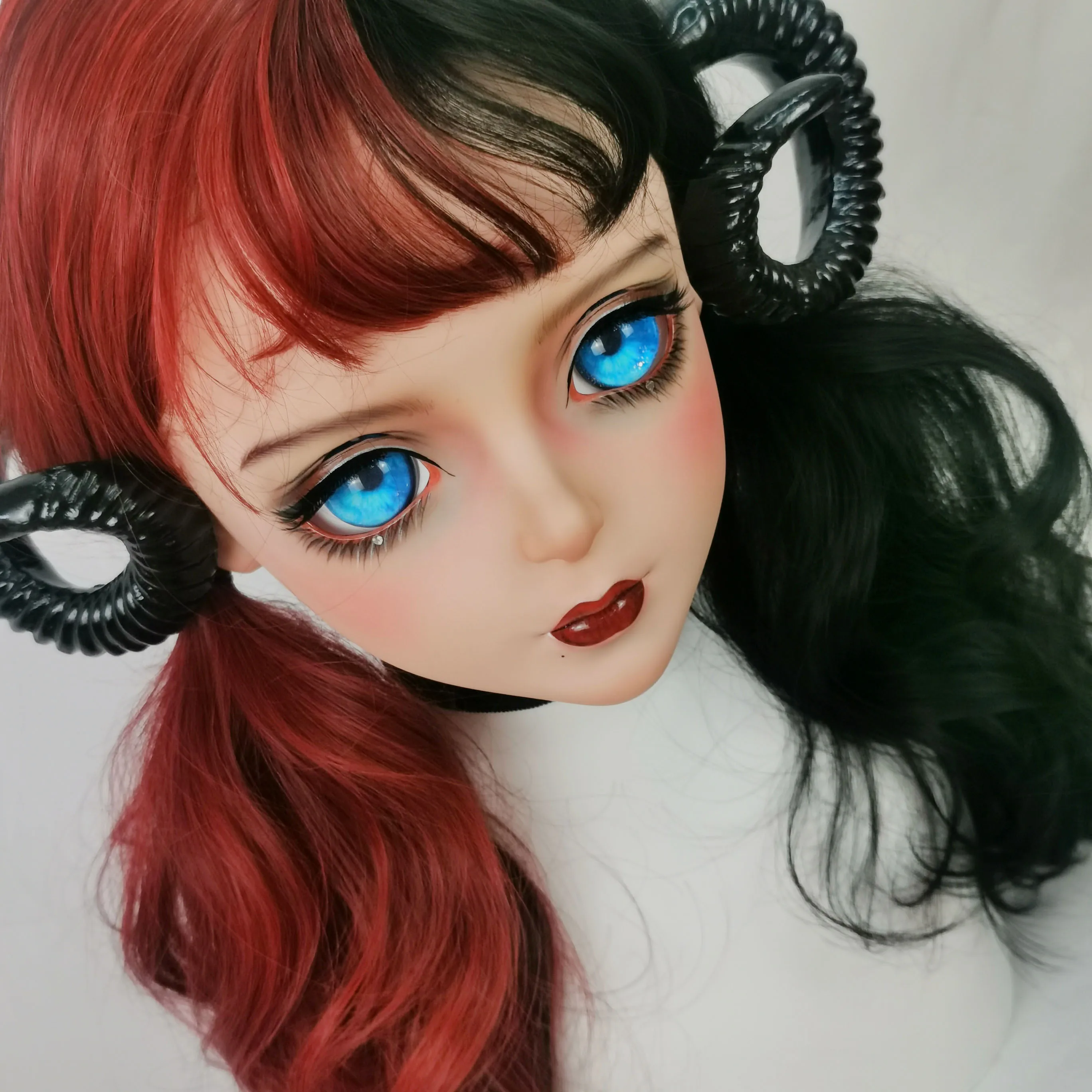 

(Dollkii 34) Женская девочка из кремниевой смолы Косплей BJD перекрестная одевающаяся маска-кигуруми аниме ролевая игра партия ранняя маска