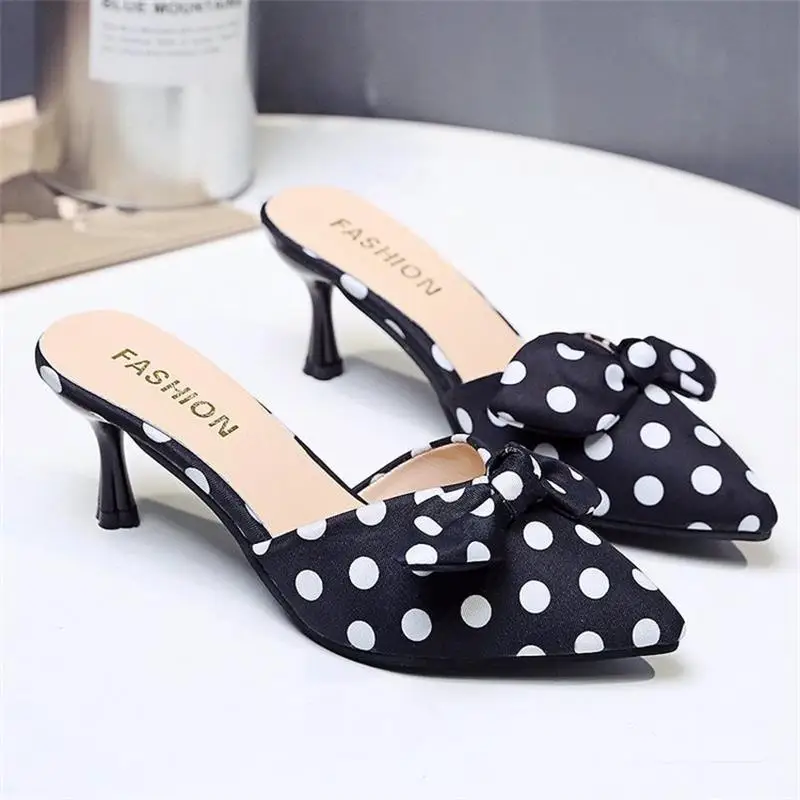 

2021 New Women's Shoes Fashion Trend Elegant Classic Polka Dot Cloth Pointed Bow Comfortable All-match Half Drag Sandals 6KF166