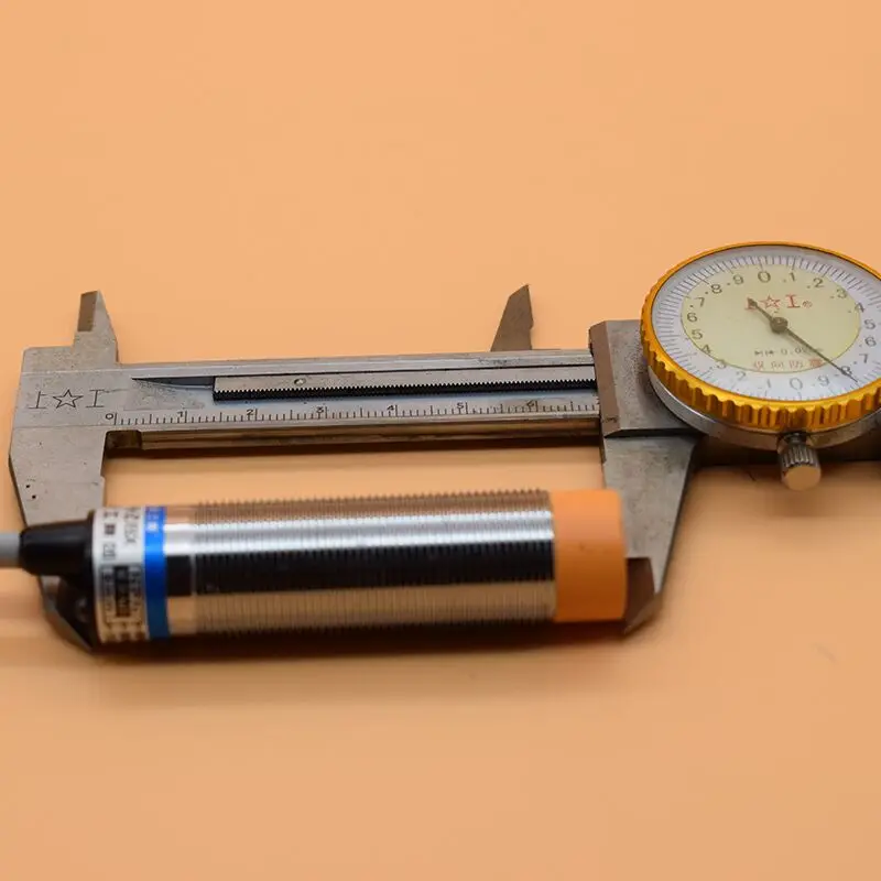 Акция! LJ18A3 8 Z/BX 8mm датчик приближения NPN NO Switch DC 6 36V|Выключатели| |