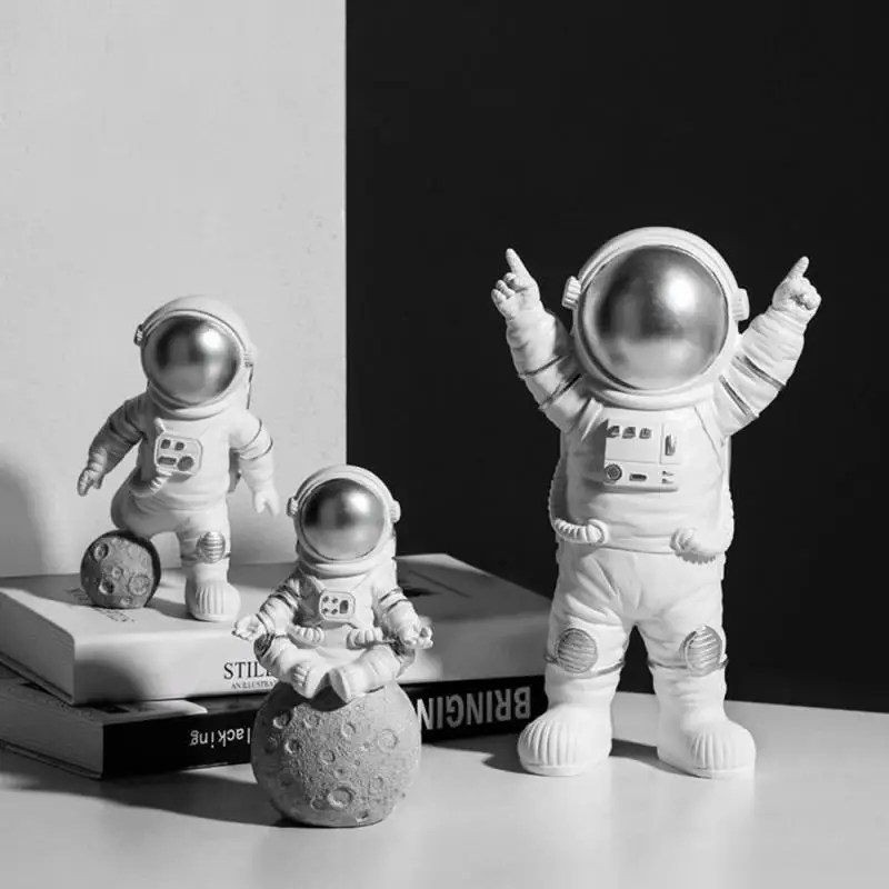 

3PCS Resin Universe Astronaut Figurine Spaceman Sculpture Desktop Ornaments Cake Topper Decoration Children's Day Gift For Kids