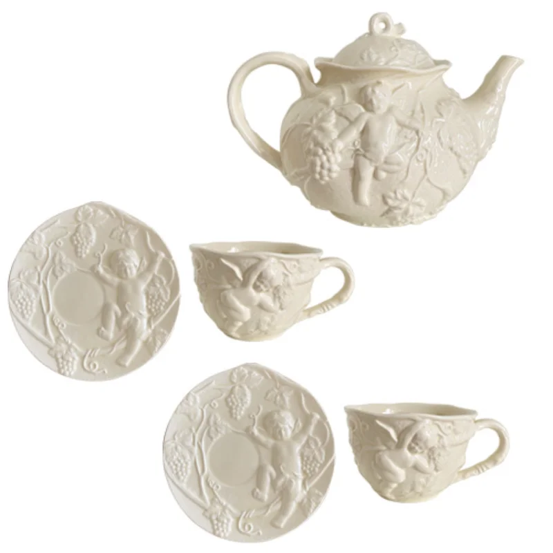 

Vintage Tea Cup Set Floral Porcelain Mug Travel Tea Set Ceramic Kung Fu Cups White Porcelain Mugs with Lid European Tasse c