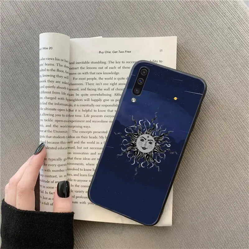 

Interesting sun sky face Phone Case For Samsung galaxy S 9 10 20 A 10 21 30 31 40 50 51 71 s note 20 j 4 2018 plus