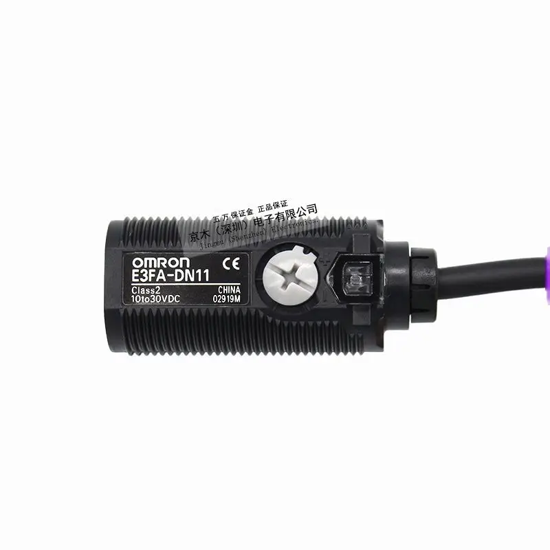 

1pce Omron photoelectric switch E3FA-DN11 M18 round sensor