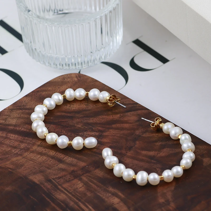 

C Shape Women Pearl Earrings New Luxury Freshwater Pearl and Metal Beads Elegance Girls Gift Jewelry Korea Japanese Earrings