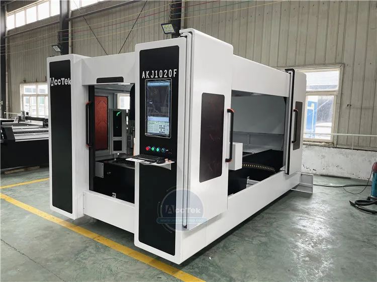 Small Work Table New Design 1000*2000mm Enclosed Laser Cutter machine for Stainless Sheet 4mm |