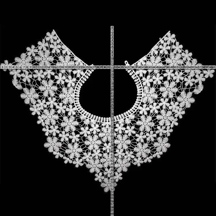 Роскошное белое хлопковое кружевное платье с цветочной вышивкой и аппликацией