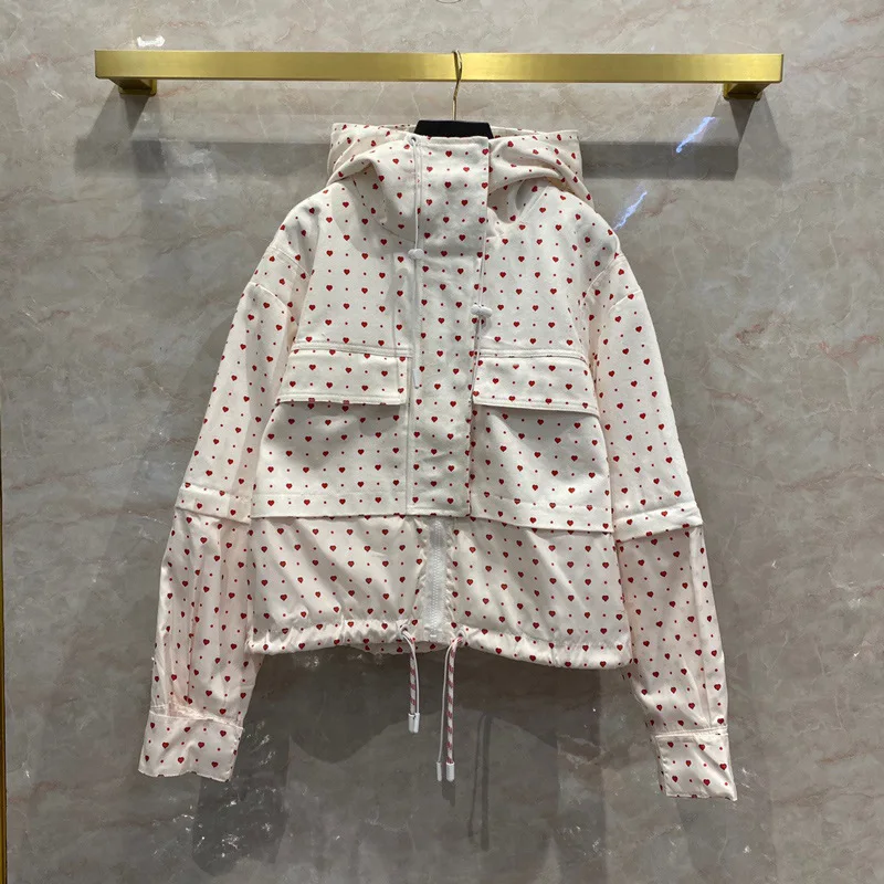 

Streetwear Red Love Print Jackets for Women Drawstring Hem Design Zipper Pocket Coats Top Quality 3D Cut Hooded Coat Winter 2021