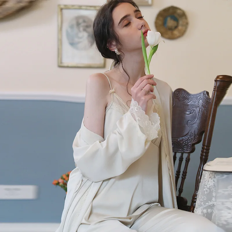 

2021 Spring Summer Long Sleeve Ice Silk Thin with Shoulder-Straps Lace Sexy Silk New Homewear Suit Loose Pajamas