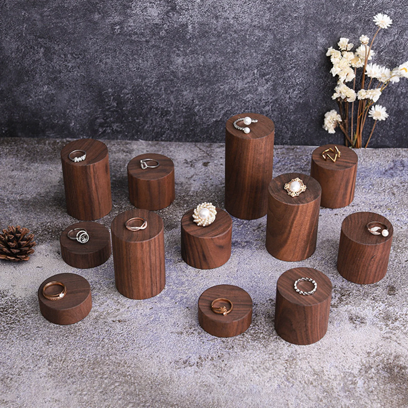 

Vintage Dark Brown Cylinder High-end Black Walnut Wood Jewelry Display Stand Storage Column Photo Props Ring Earring Bracket 1Pc