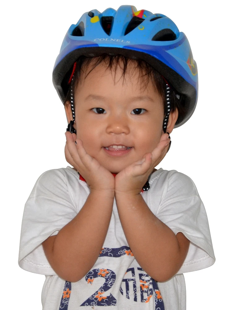 Детский шлем для катания на коньках лыжах защитный отправляется 1 очки