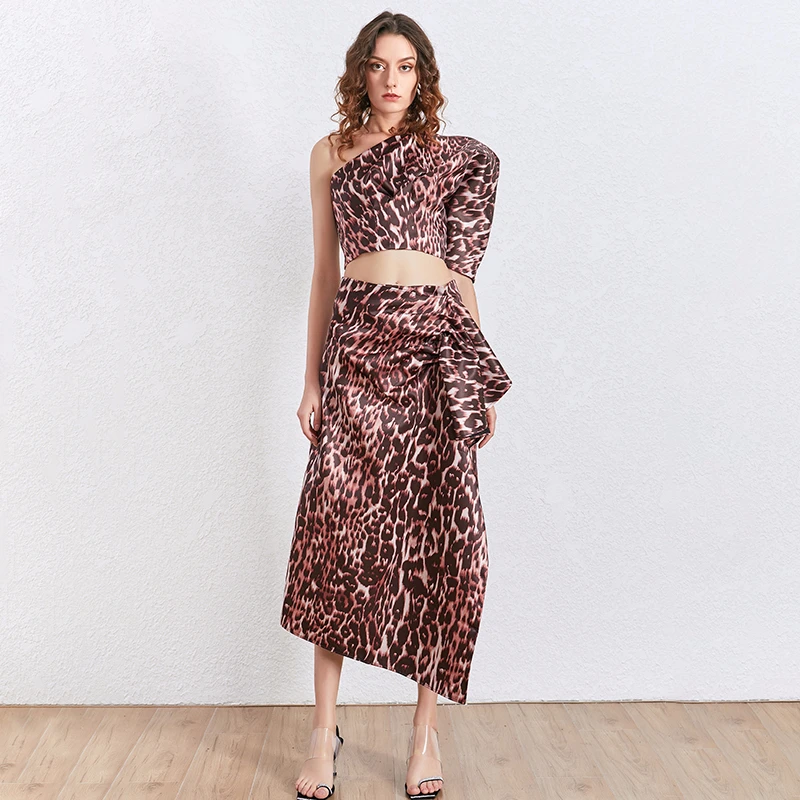 TWOTWINSTYLE леопардовая Асимметричная Женская юбка средней длины с высокой талией и