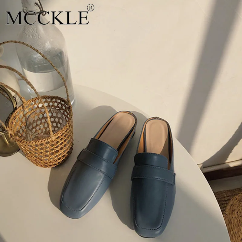 Мюли женские кожаные шлепанцы на плоской подошве без застежки повседневная