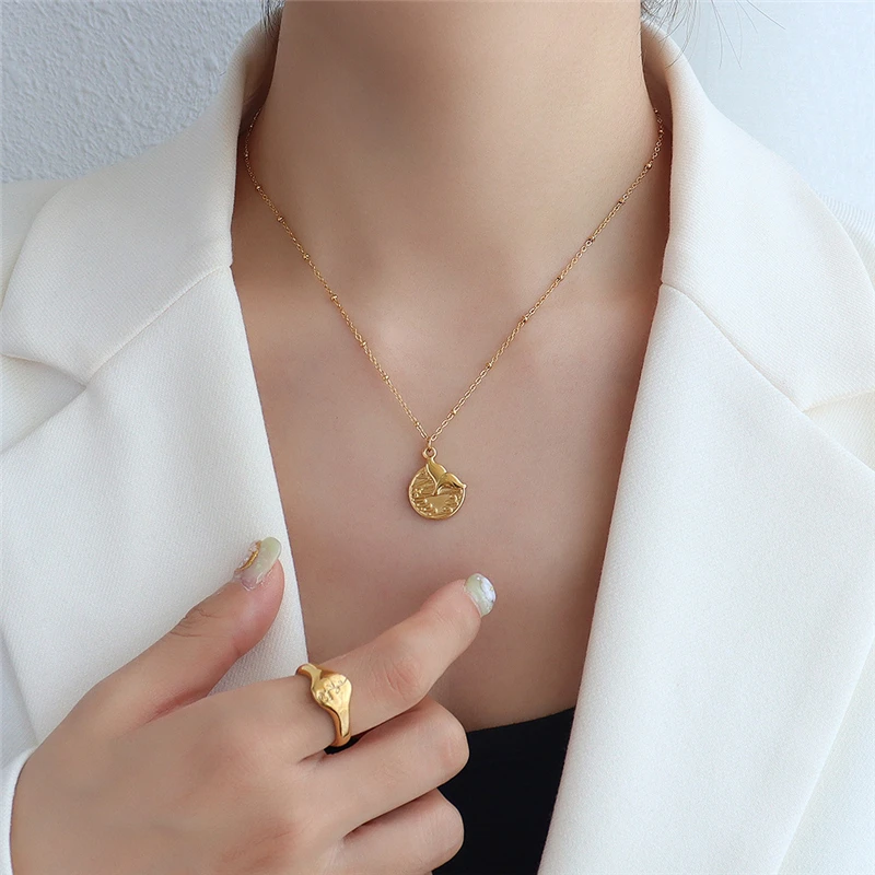 

Korean Style Stainless Steel Chain Necklaces Vintage Fish Tail Coin Pendant For Women Punk Jewelry On The Neck 2021 Accessories