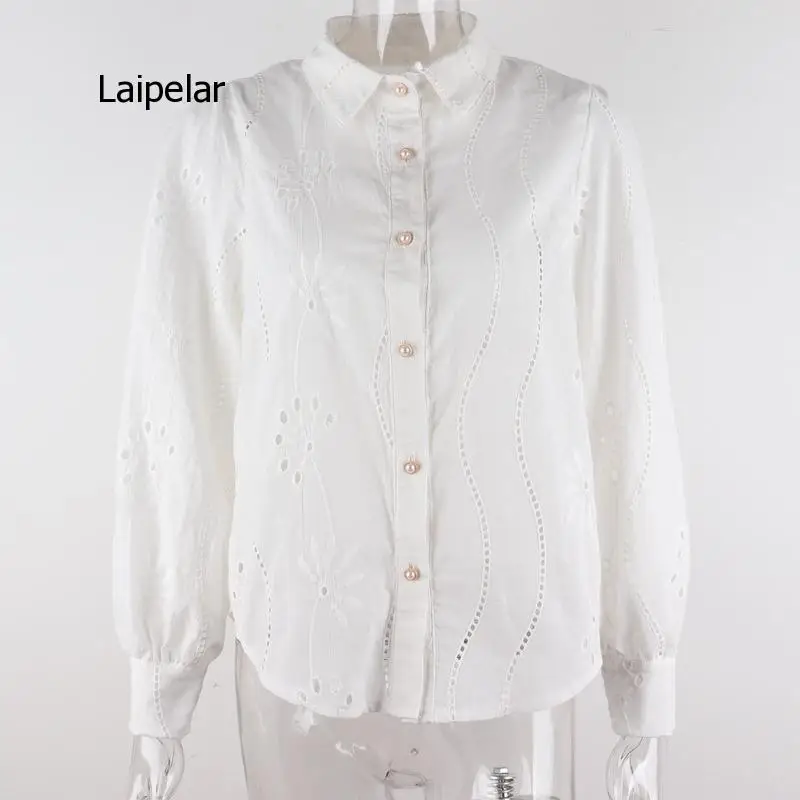 

Autumn New Embroidery Hook Flower Long Puff Sleeve Hollow Out Design Fashionable Women Commuter Shirt