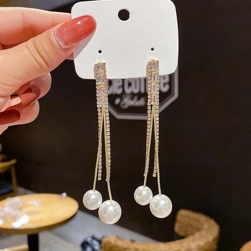 

2021 Trendy Water Drop Women Dangle Earrings Pearl Long Tassel Earrings Fashion Elegant Fashion Jewelry For Girl