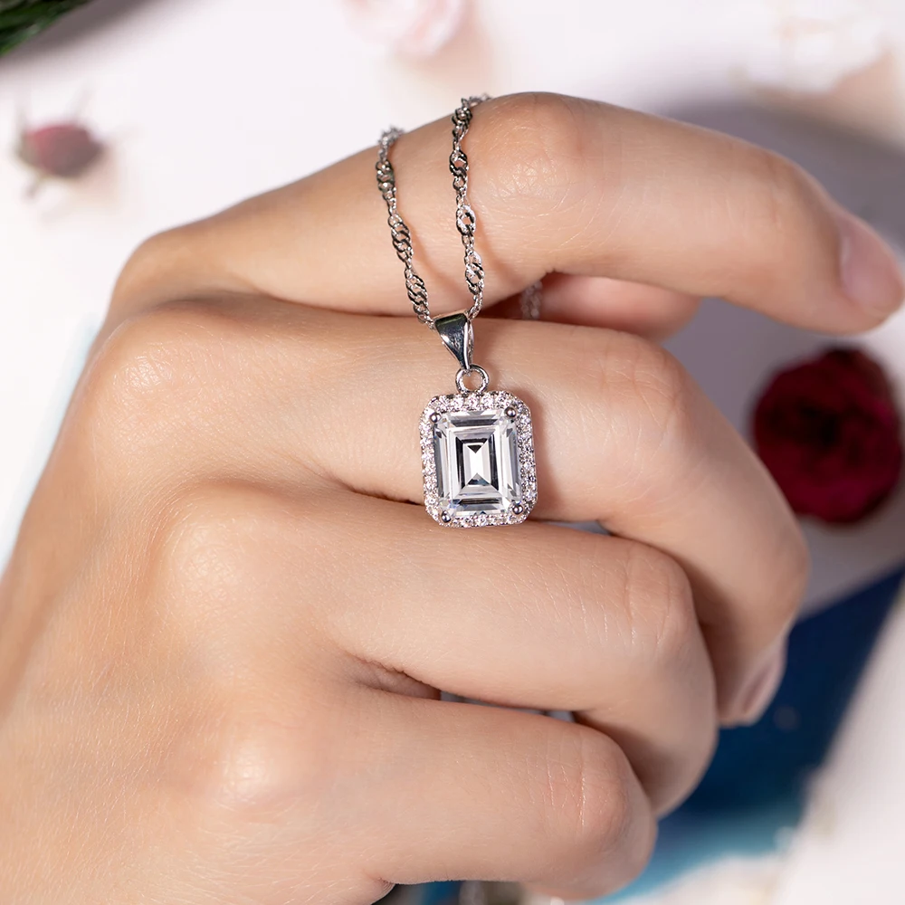 

Brand 925 Sterling Silver Jewelry White Sapphire Stone 4ct Emerald cut Created Diamond Pendant Square Necklace for Women