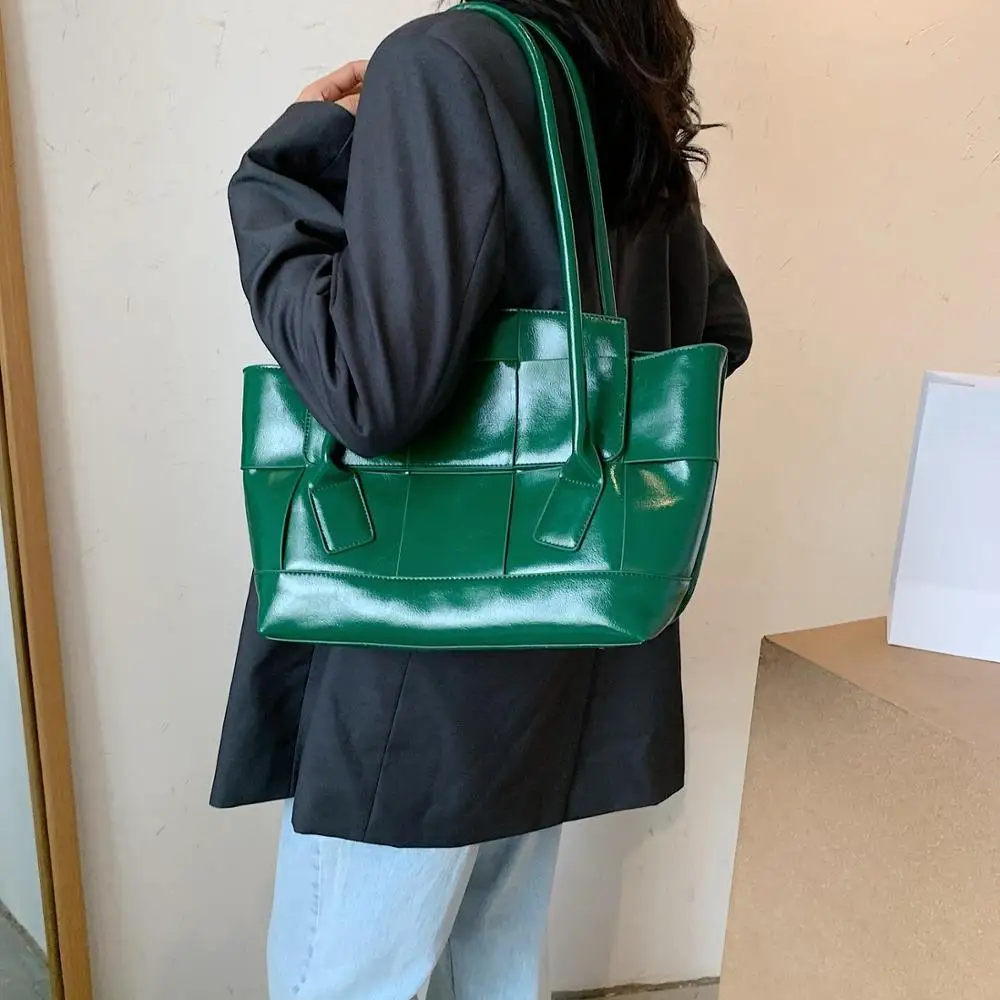 Новое поступление большие вместительные сумки на плечо из искусственной кожи