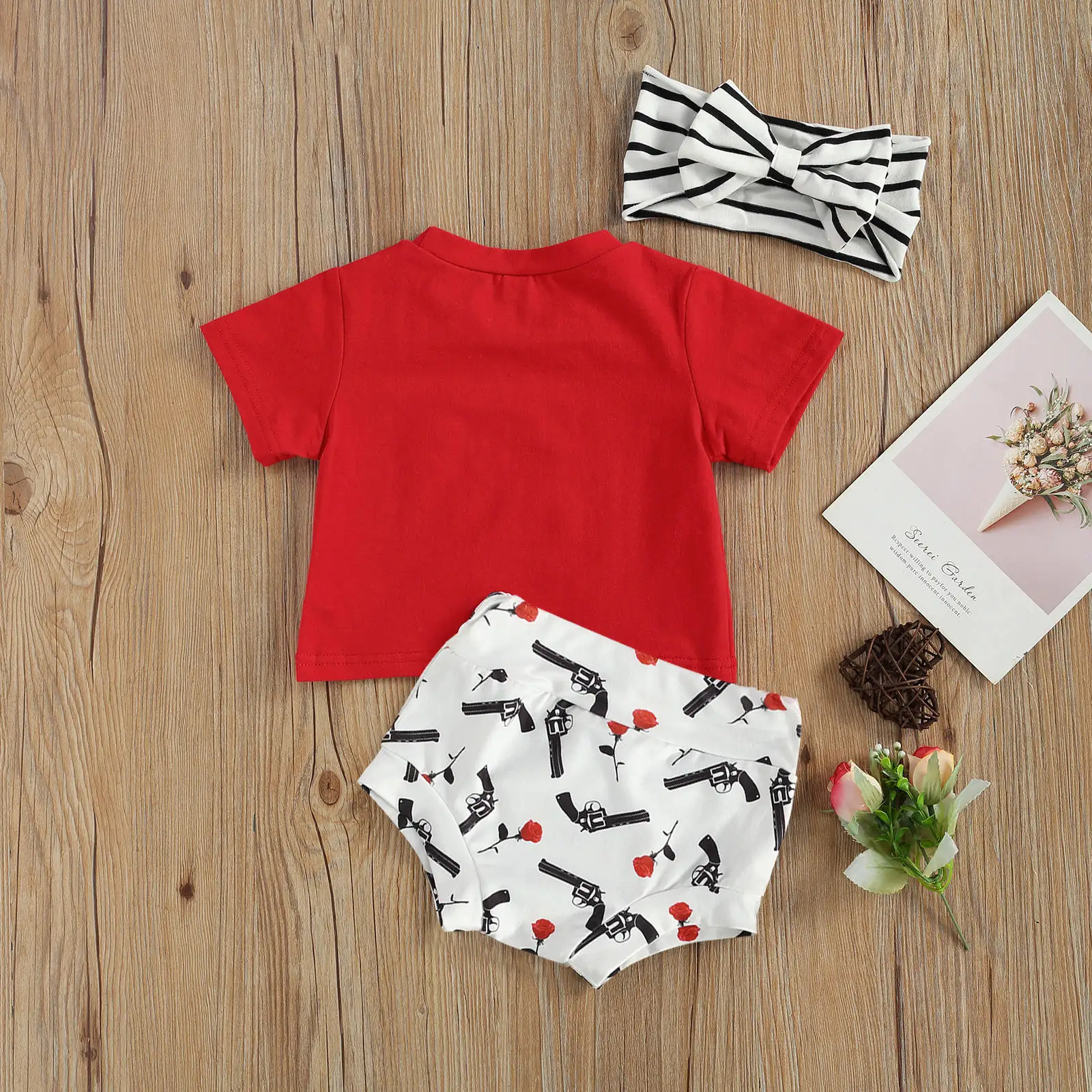 

2021 New Summer 0-24M Baby Girl 3Pcs Set KISS Lip Print Red Short Sleeve Letter T-shirt+Rose Pistol Shorts+Headband Clothes