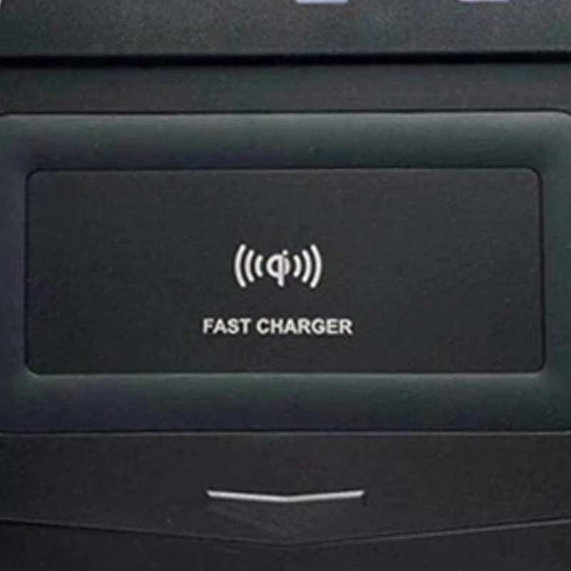 

15W Car Wireless Charger QI Phone Charger Fast Charging Plate Pad Phone Holder for Cadillac XT4 2018 2019 2020 2021