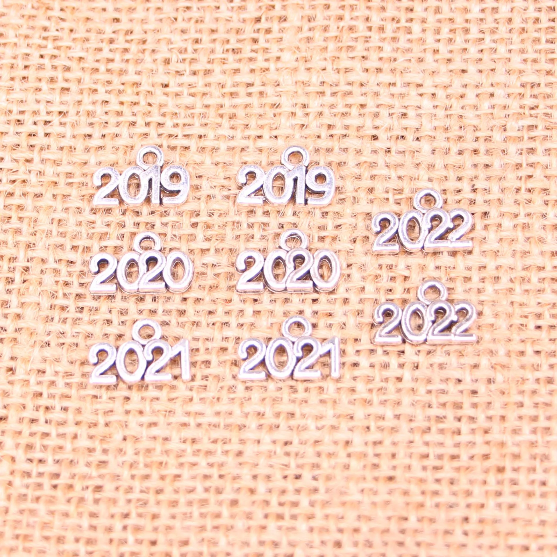 50 шт. номер 2020 2021 2022 Подвески Подвеска из металлического сплава для &quotсделай