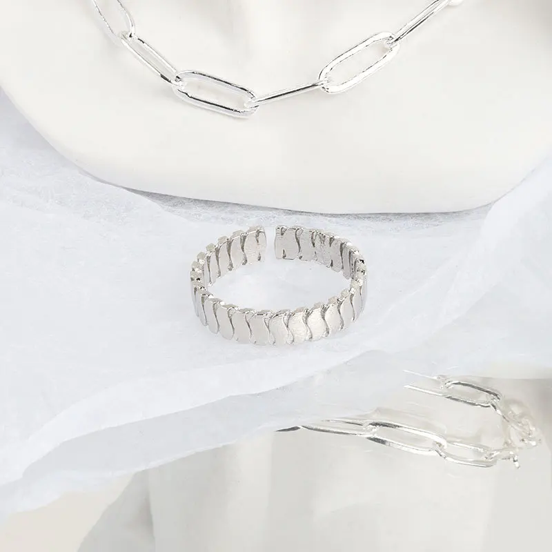 

QMCOCO 925 Sterling Silver Narrow Simple Geometric Rings Gold Open Rings For Women Men Unique Design Accessories