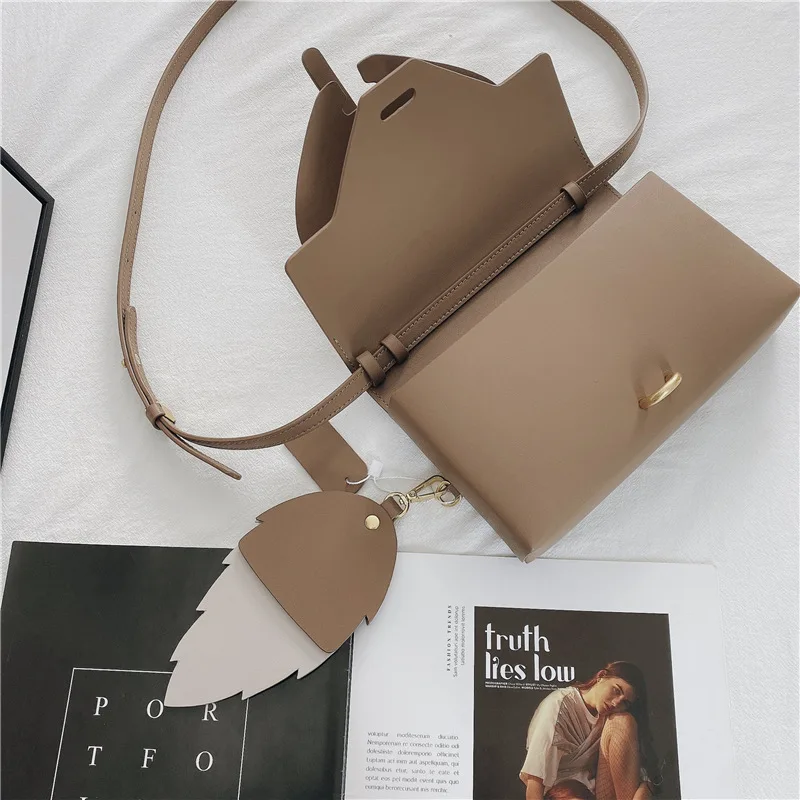 

2021New Fashion Female Shoulder Bags Genuine Leather Large Leaf Decoration Crossbody Bags For Women Leisure Brand Messenger Bags