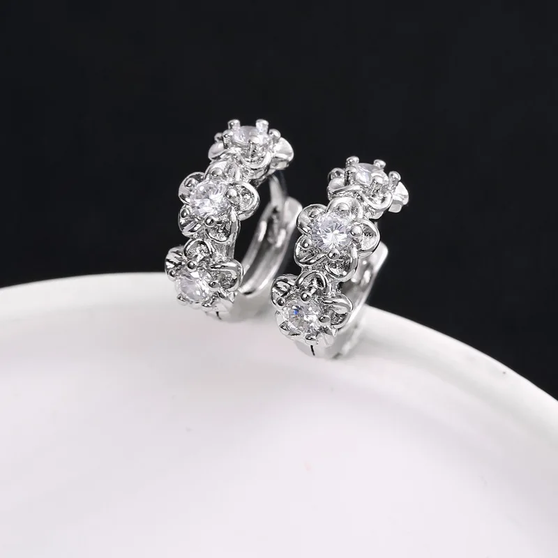 

Trendy Flower Crystal Women'S Earrings Copper Purple Sliver Color For Women Fashion Jewelry Wholesale Whole Sale