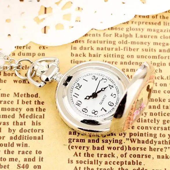 

New Fashion Men and Women Ancient Style Pocket Watch QuartzStainless Steel Pocket Watch Ancient Roman Digital Clock FashionLady