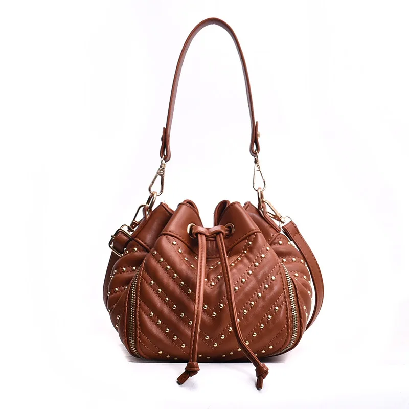 

Vintage Fashion Women Plush Rivet Shoulder Bags High Quality PU Leather Women Bags Designer Cross Body Bag Female Bucket Bag