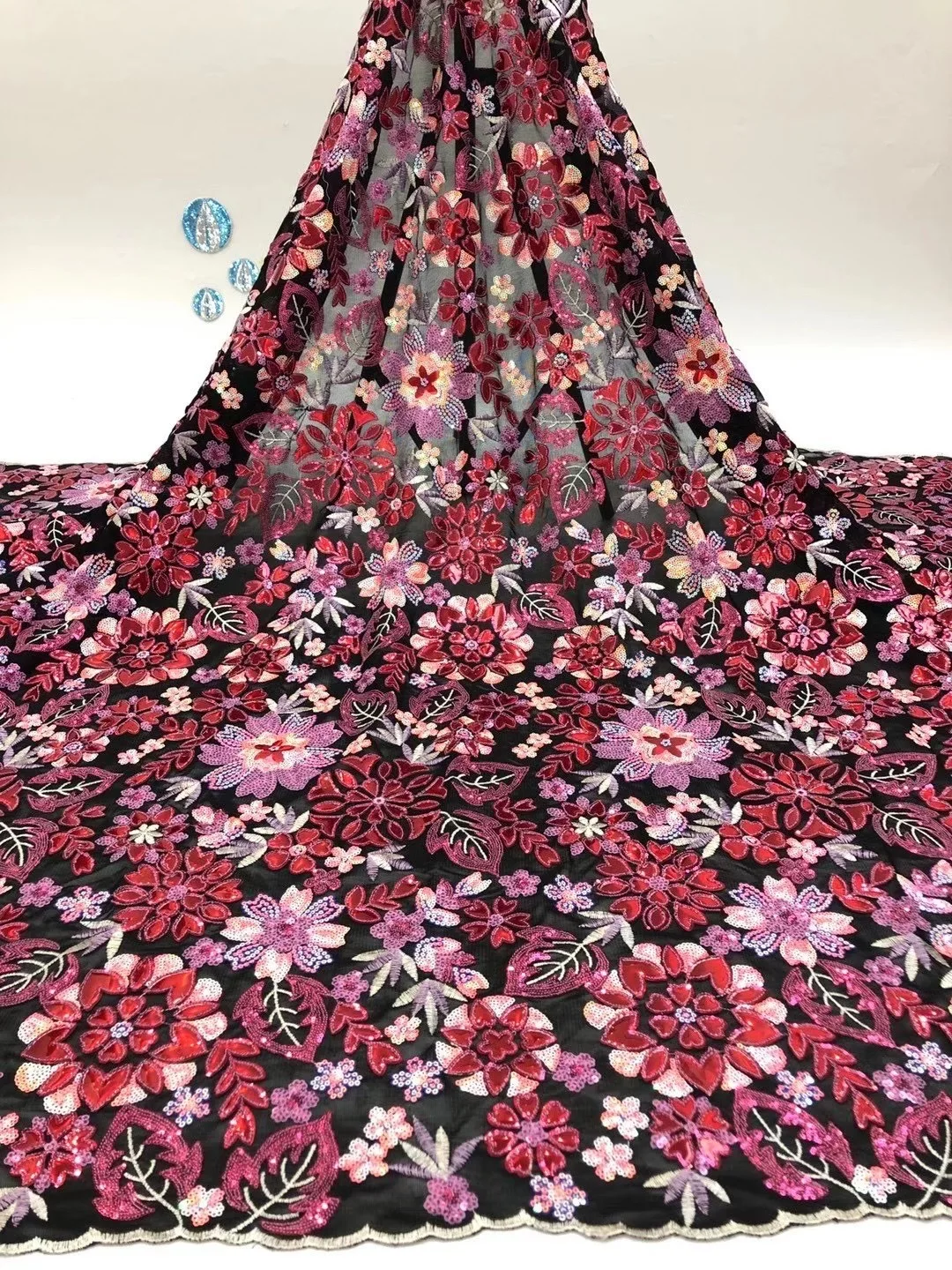 

2021 бархатная кружевная ткань Высокое качество африканская французская кружевная ткань с блестками в африканском стиле французское кружево, для шитья одежды ткань D4473