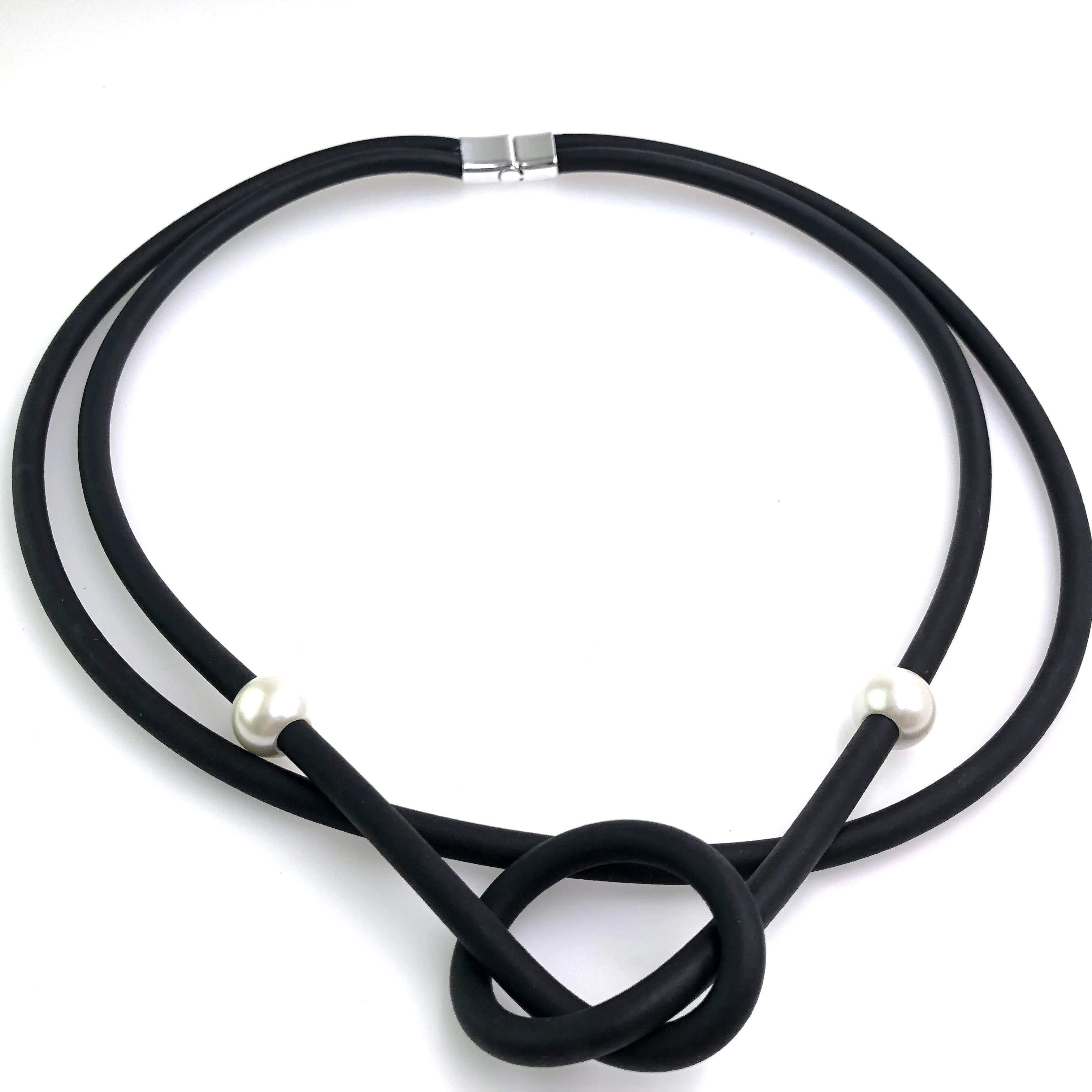 

YD&YDBZ 2019 New Pearl Necklace For Women Pendant Necklace Handmade Rubber Jewelry Party Gift Black Rope Soft Elasticity Chains