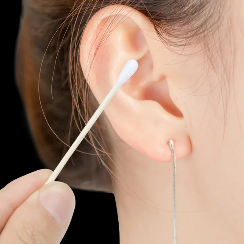 

500pcs Wooden Handle Cotton Swab Makeup Applicator Medical Ear Jewelry Clean Beauty Makeup
