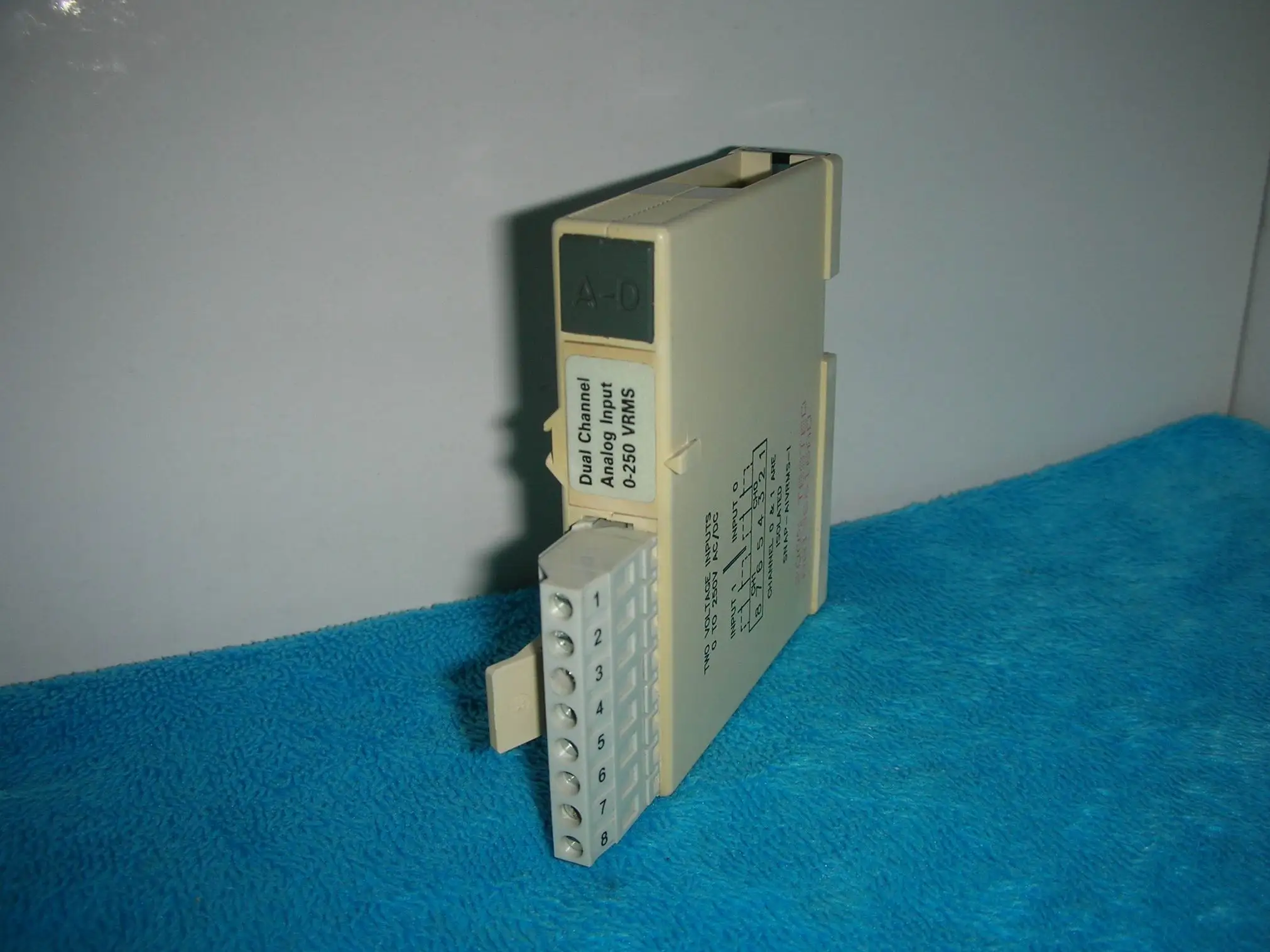 

1 шт б/у OPTO22 SNAP-AIVRMS-i