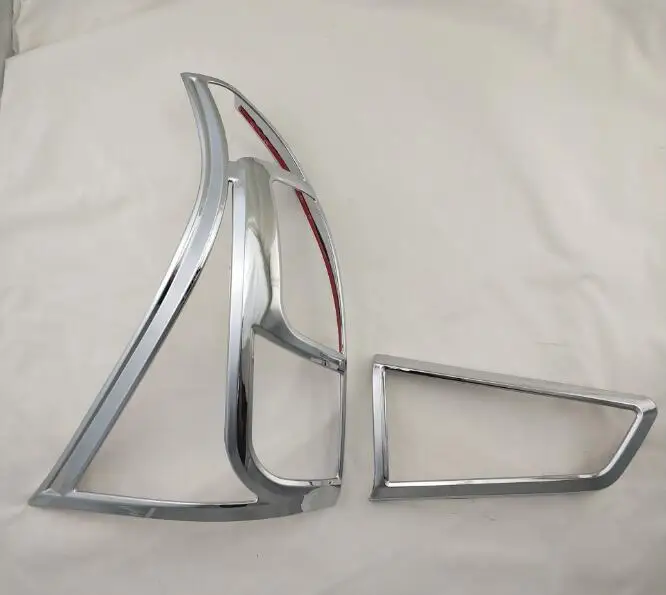 Накладка на задсветильник онарь для Toyota F653 F654RM Avanza 2015 2016 2017 2018 из хромированного