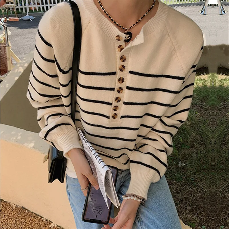 

WAYOFLOVE Button Stripe Sweater Pullover Women Casual Knitted Vintage 2021 Sweaters Pullover Women Autumn Winter Women's Sweater