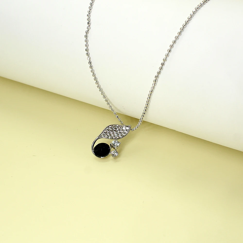 

Lovely Crystal Jewelry Animal Fox Pendant Necklace Female Statement Zircon Charm Choker Chunky Sweater Chain for Women