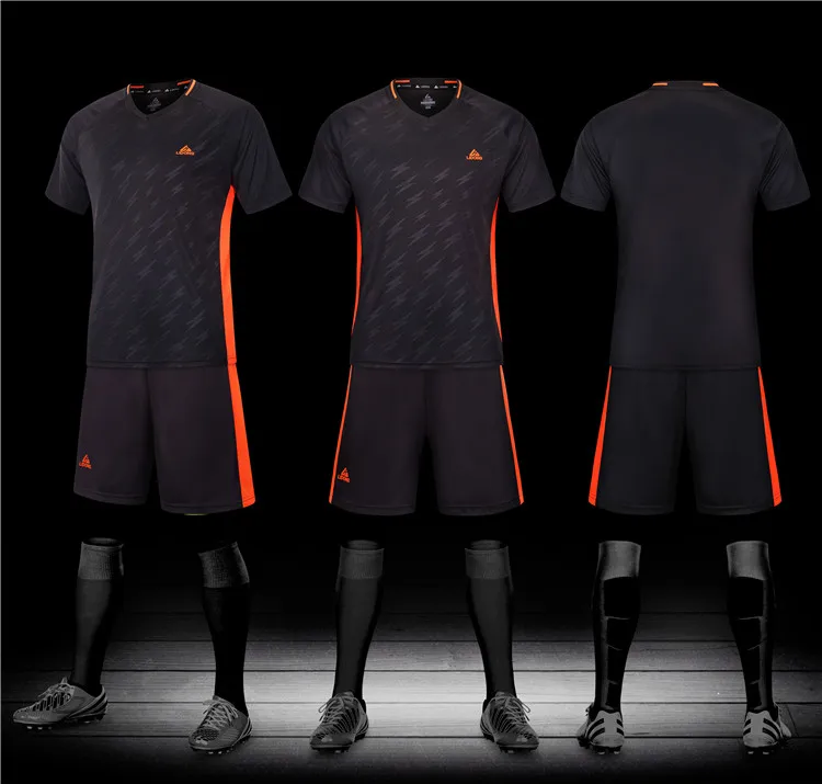 

Men Child Soccer Jerseys Set Football Uniforms Training futbol maillot de foot voetbal tenue kids 2019 voetbalshirts Custom