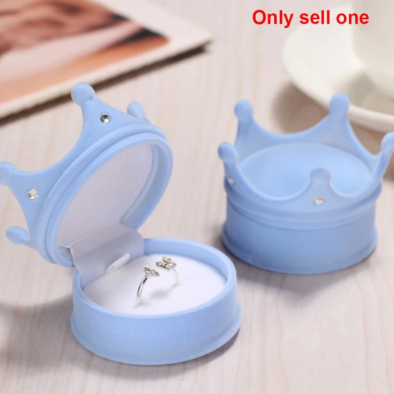Crown Shape Lovely Flannel Wedding Engagement Ring Box For Earrings Jewelry Display Gift Holder | Дом и сад