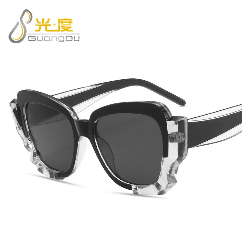 

Crystal clear unique sunglasses women men 2021 ladies fashion Bump sun glasses retro water chestnut oculos de sol feminino uv400