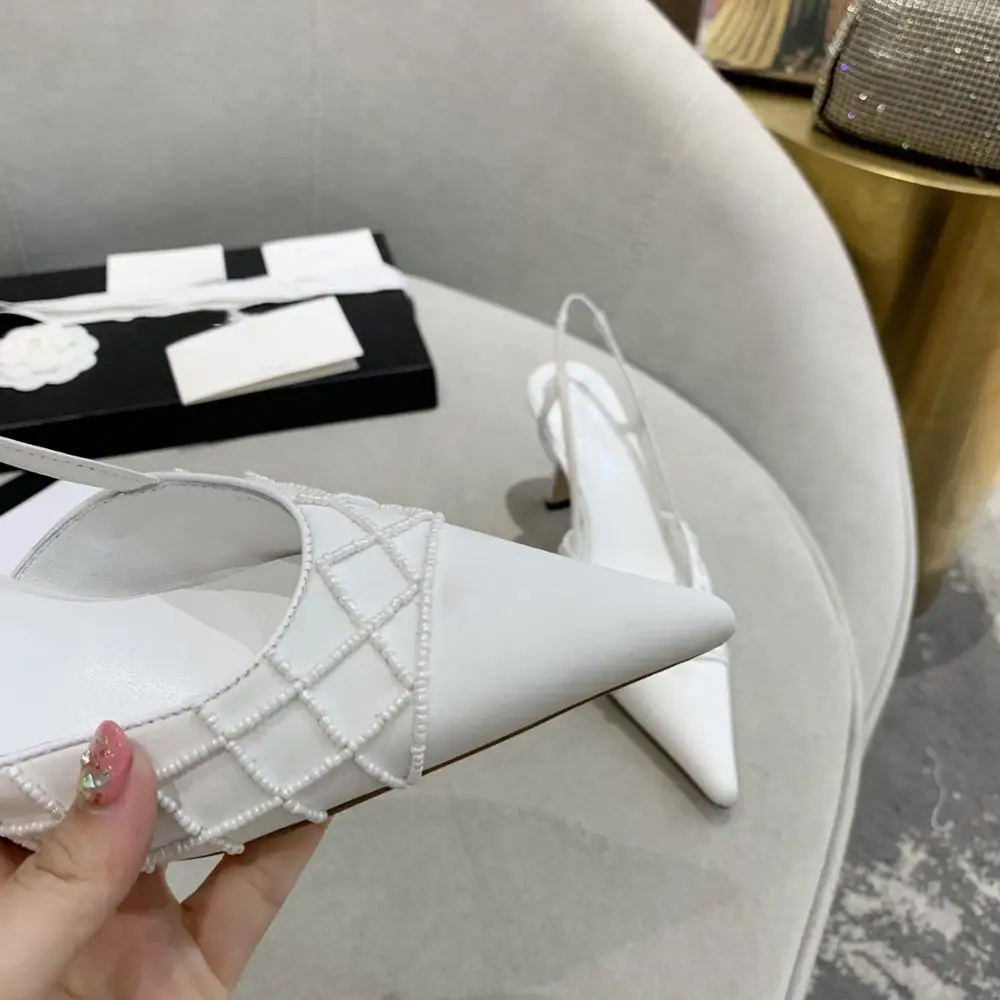 

2020 Sexy Thin Heel Pointed Single Shoes Leather Bead High Heel Sandals Women Fall Runway Party Shoes Female Temperament One