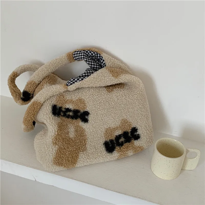 

clear hanging cosmetic zipper bag with handle