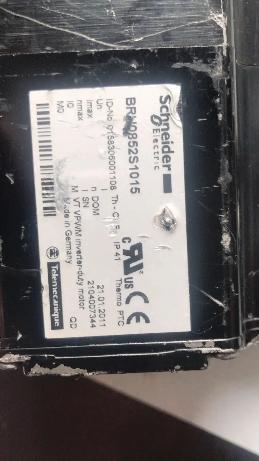 

Servo motor BRH0852S1019 , USED 90% appearance new ,3 months warranty , in stock free shipping