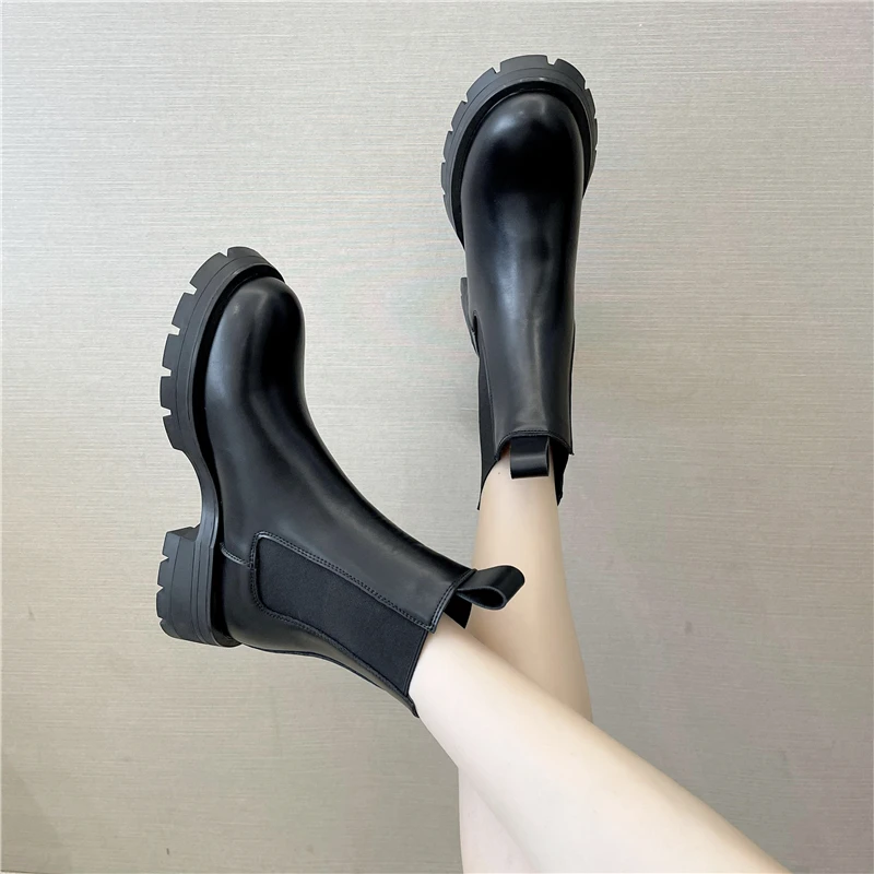 2022 New Fashion Ankle Boots Women Boots Black Real Leather Chelsea Boots Platform Flat Knight Women Casual Boots Botas Mujer
