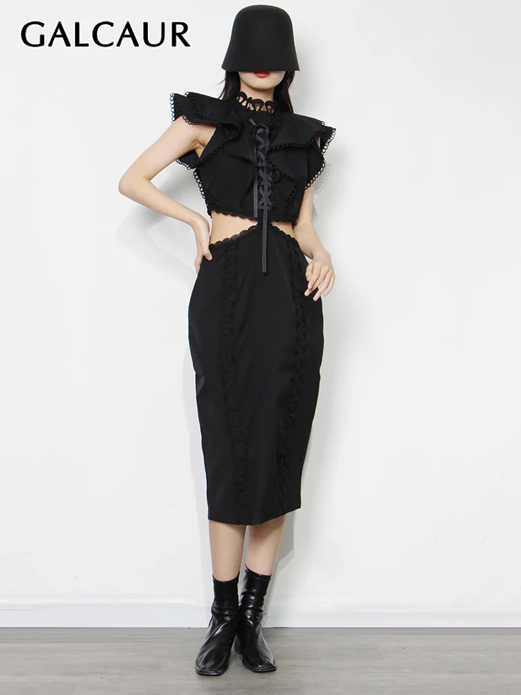 

GALCAUR Cut Out Patchwork Lace Trim Dress For Women Stand Collar Sleeveless High Waist Midi Dresses Female Fashion Clothing 2022