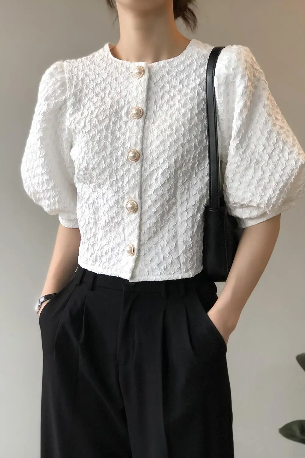 

SuperAen French Style Retro Puff Sleeve Solid O Neck Shirt Woman 2021 New Style