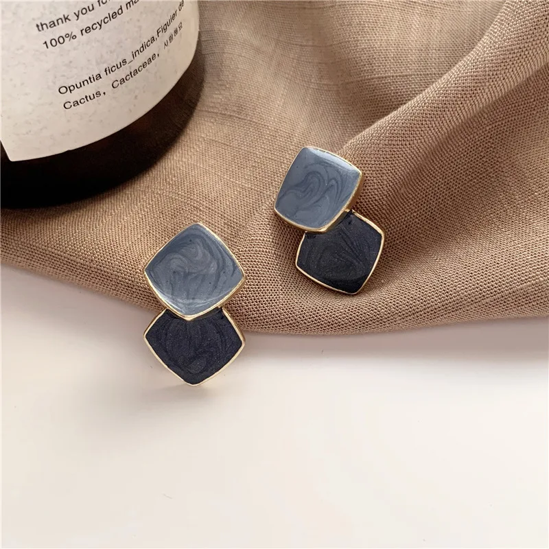 

Autumn Winter New Brown Earrings Vintage Matte drop Earrings for women Metal Fashion Statement Dangle Earring 2020 Trend Jewelry