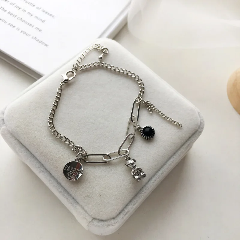 

Retro Personalized Bear Pendant Bracelet For Women Bts Circle Metal Fashion Bracelet Femme Charm Female Bangle Jewelry Gifts